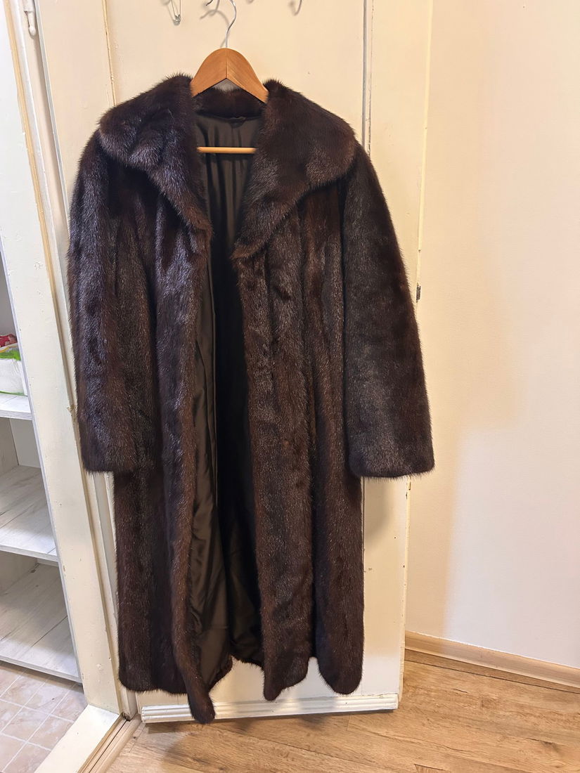 Blana naturala de nurca lunga