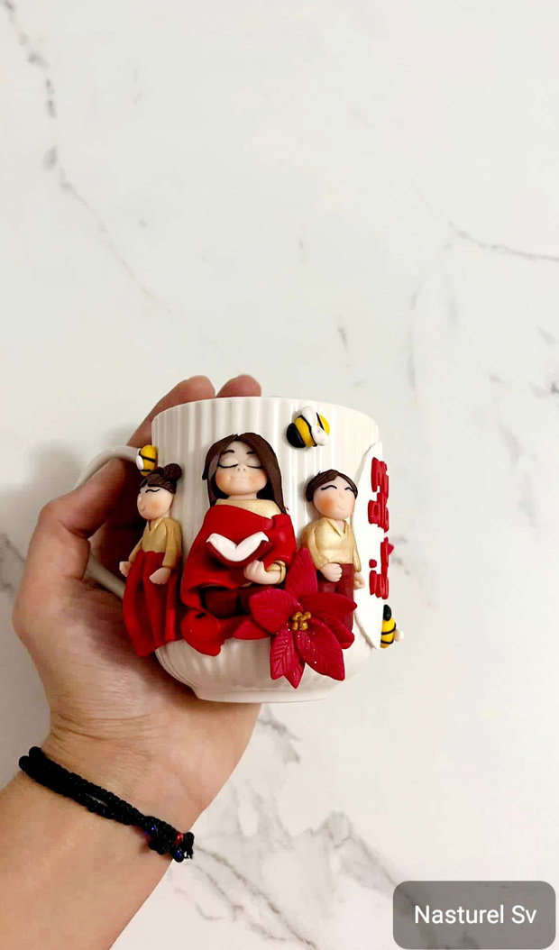 Cana: Profesoara
