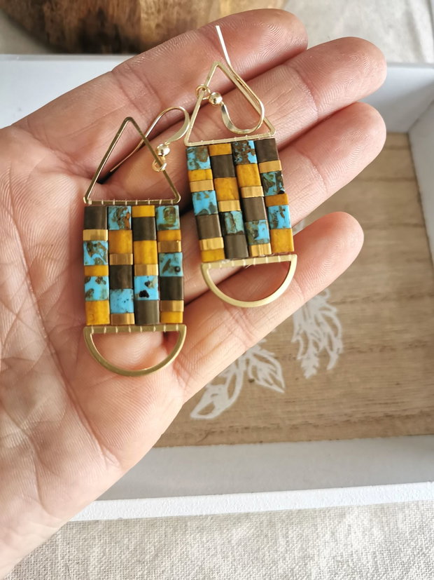 Cercei Boho lungi cu Tila turcoaz si aur 24k, cercei statement, tortite placate cu aur 14k