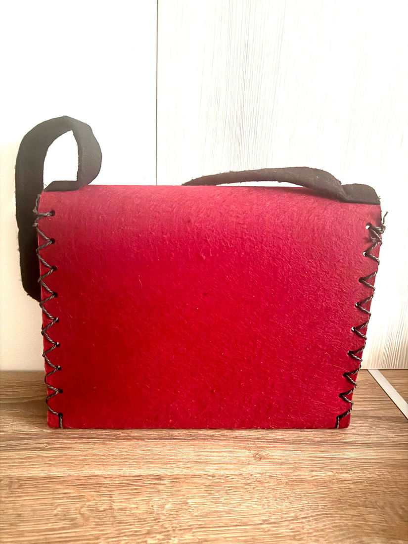 GEANTA LANA IMPASLITA DEOSEBITA NEW FUSION