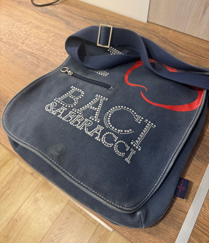 GEANTA BLUGI BACI& ABBRACCI ORIGINALA ,DEOSEBITA