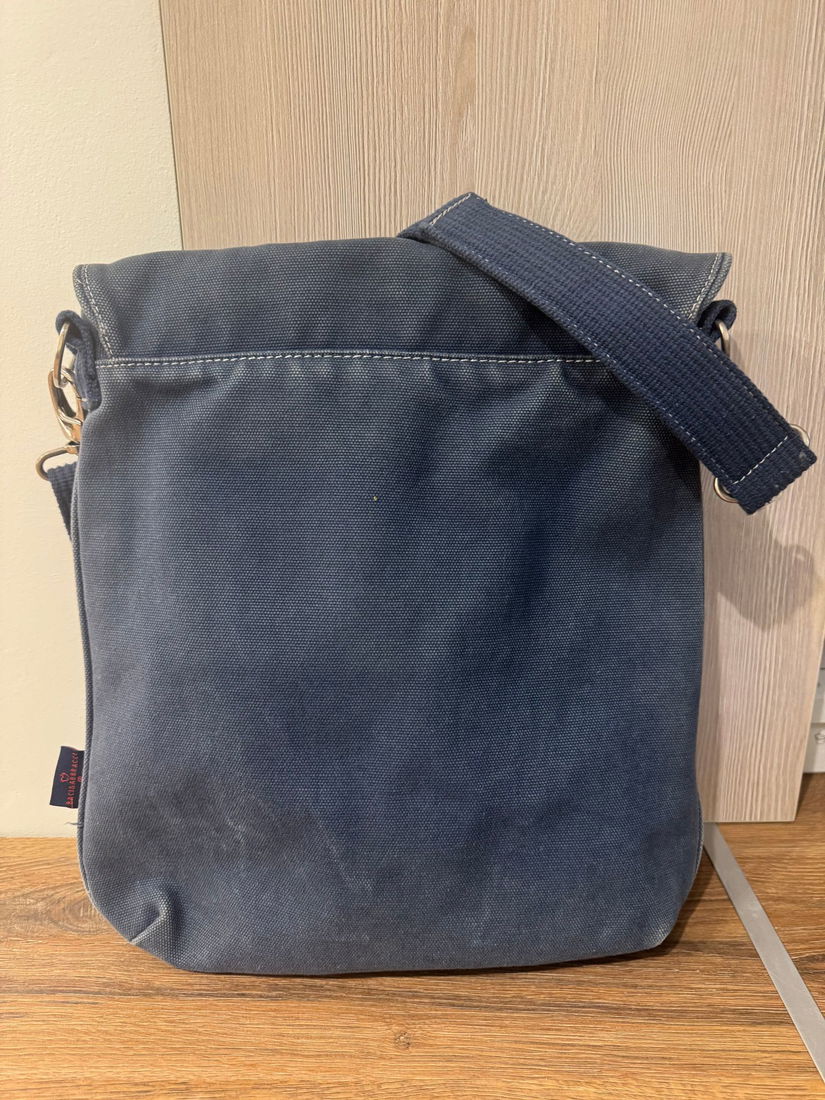 GEANTA BLUGI BACI& ABBRACCI ORIGINALA ,DEOSEBITA