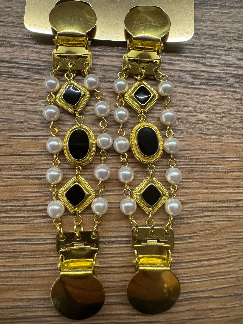 ACCESORII PRINDERE HAINE PERLE FAUX