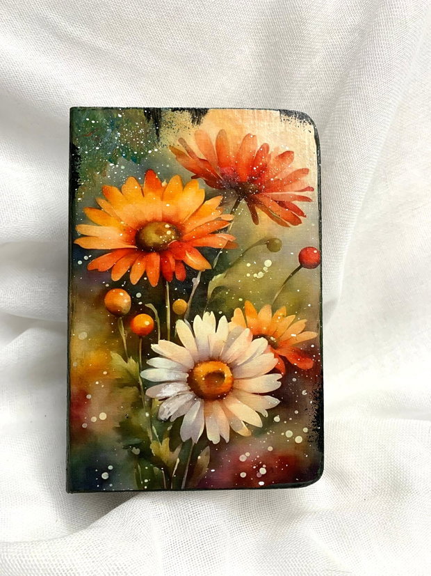 Cutie - caseta de bijuterii decorata manual 01275