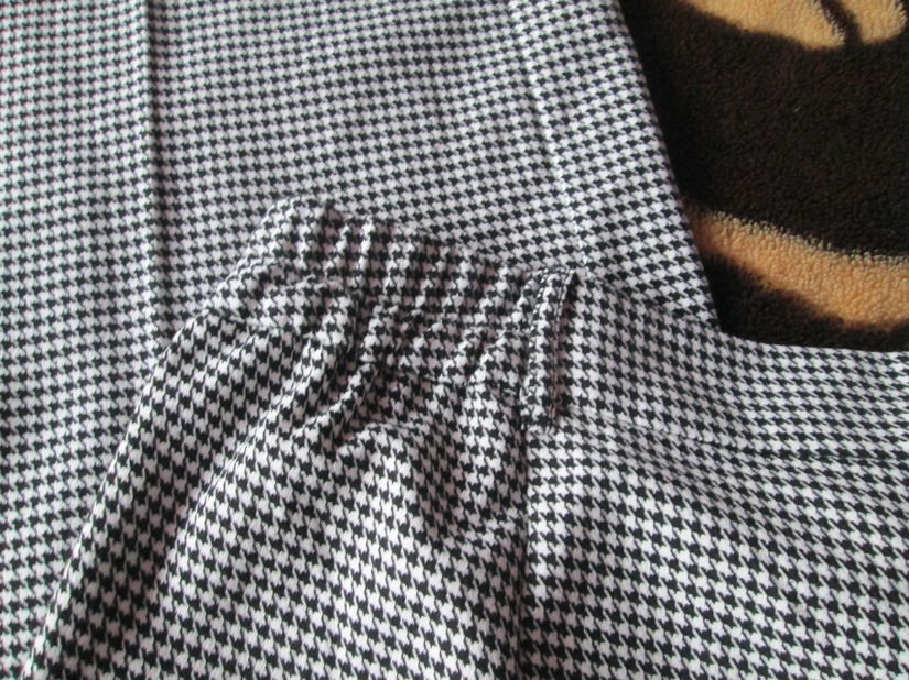 pantaloni pepit dame 48