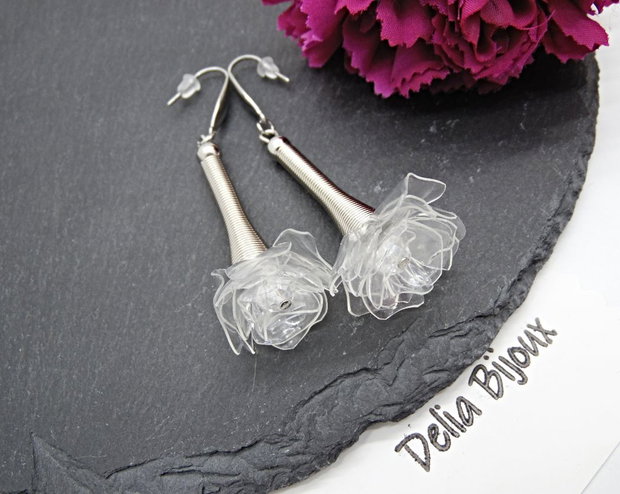 Cercei statement florali din plastic reciclat handmade, unicat (cod1371)