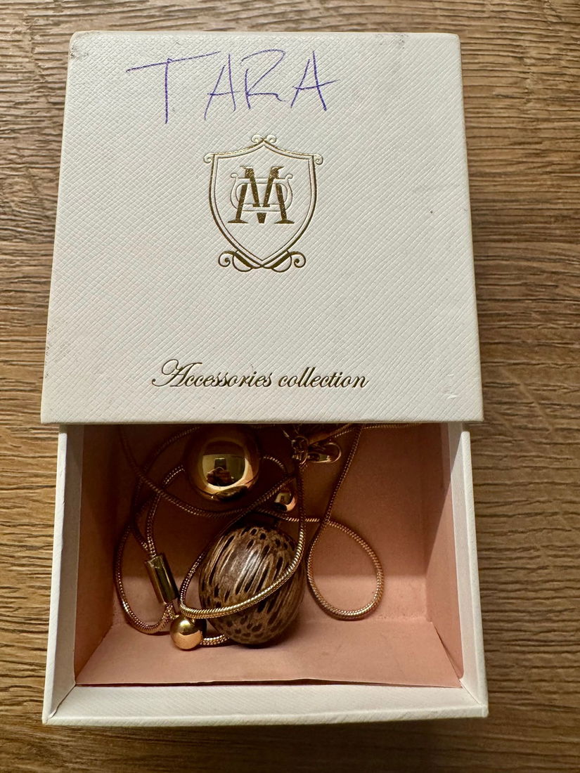 COLIER DEOSEBIT MASSIMO DUTTI NOU ,AMBALAJ ORIGINAL