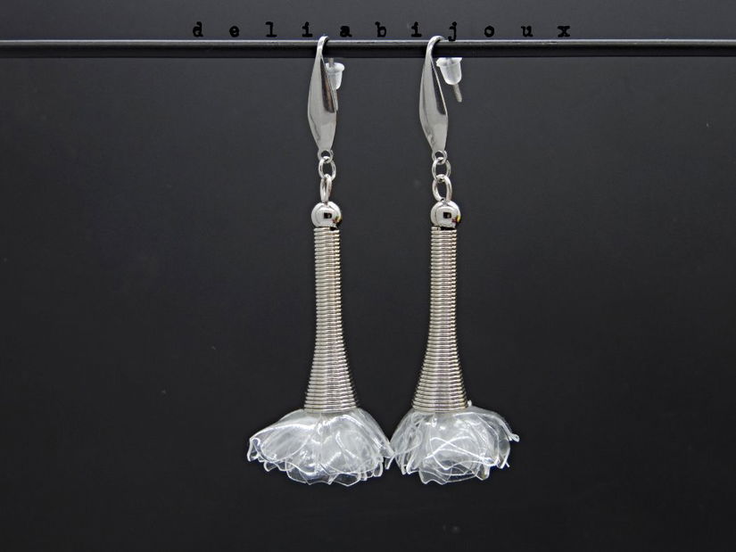 Cercei statement florali din plastic reciclat handmade, unicat (cod1371)