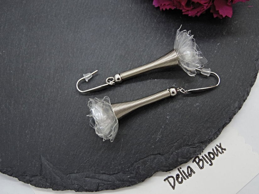 Cercei statement florali din plastic reciclat handmade, unicat (cod1371)