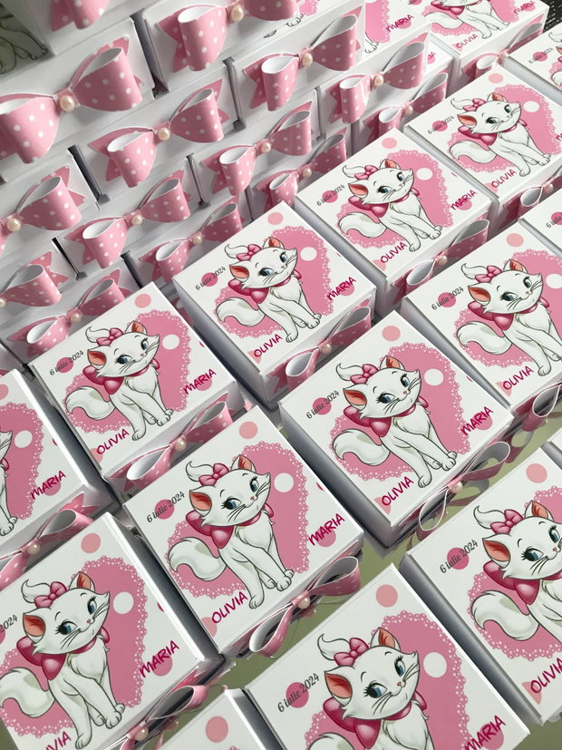Cutii mărturii botez Pisicuța Marie- personalizate