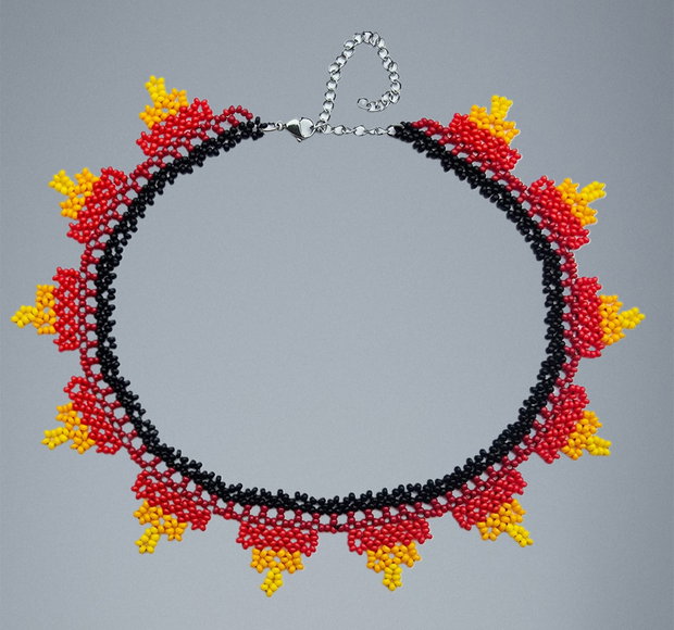 Colier Flăcări stil huichol
