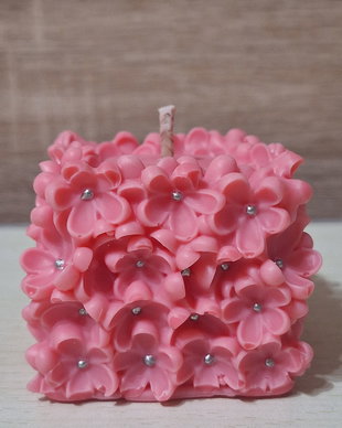 Lumanare parfumata  cu floricele