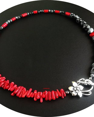 colier obsidian  si coral rosu
