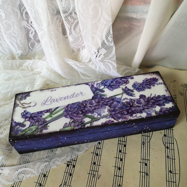 Cutia cu lavanda