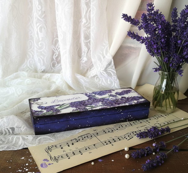 Cutia cu lavanda