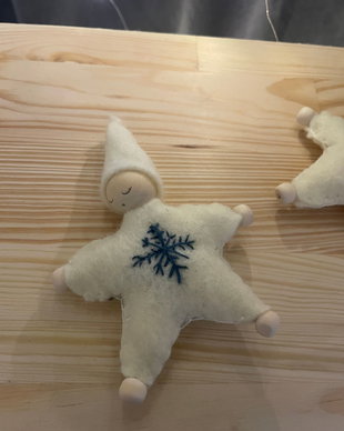 Decorațiuni handmade din fetru