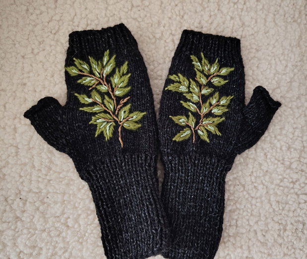 Mănuși handmade fără degete