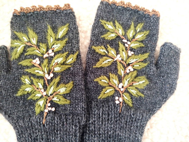 Mănuși handmade gri inchis