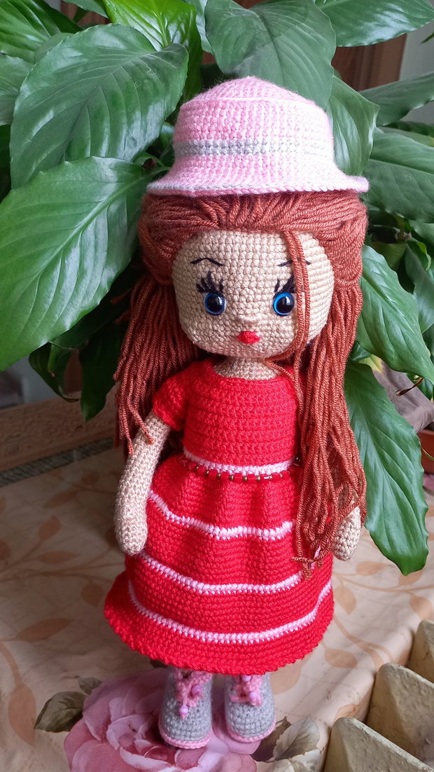 Păpușă croșetată handmade unicat, sigură pentru copii