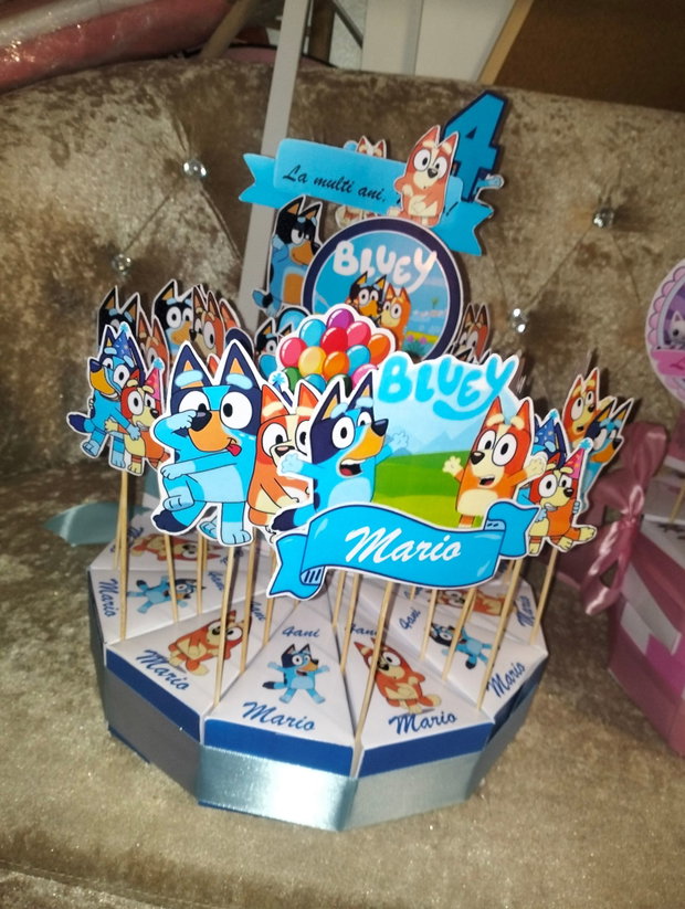 Cutie felie de tort Bluey