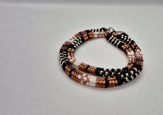Chocker Mentawai maro