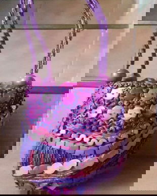 GEANTA DE COLECTIE ALMA TONUTTI ,SUPERBA,LUCRATA MANUAL DIN MARGELE