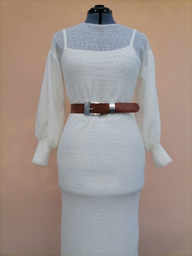 Rochie handmade din tricot cu paiete croială feminină, mâneci bufante