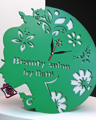 Ceas personalizat salon coafor/infrumusetare