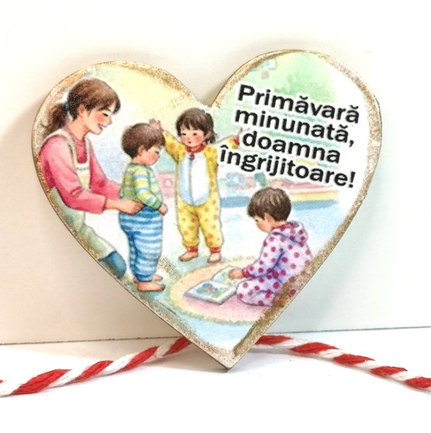 Martisor brosa personalizat pentru ingrijitoare