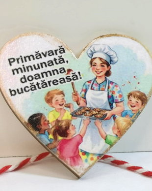 Martisor personalizat pentru bucatareasa