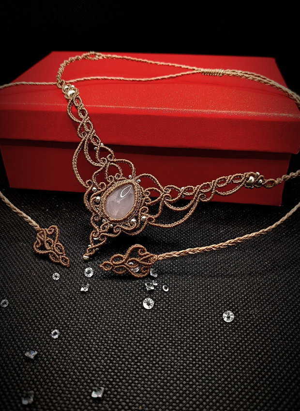 Colier Princess Delicat Micromacrame cu Cuart Roz