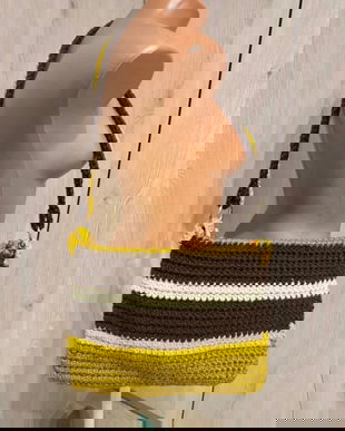 GEANTA  BOHO IMPLETITA DIN BLEND LANA 35/27 CM