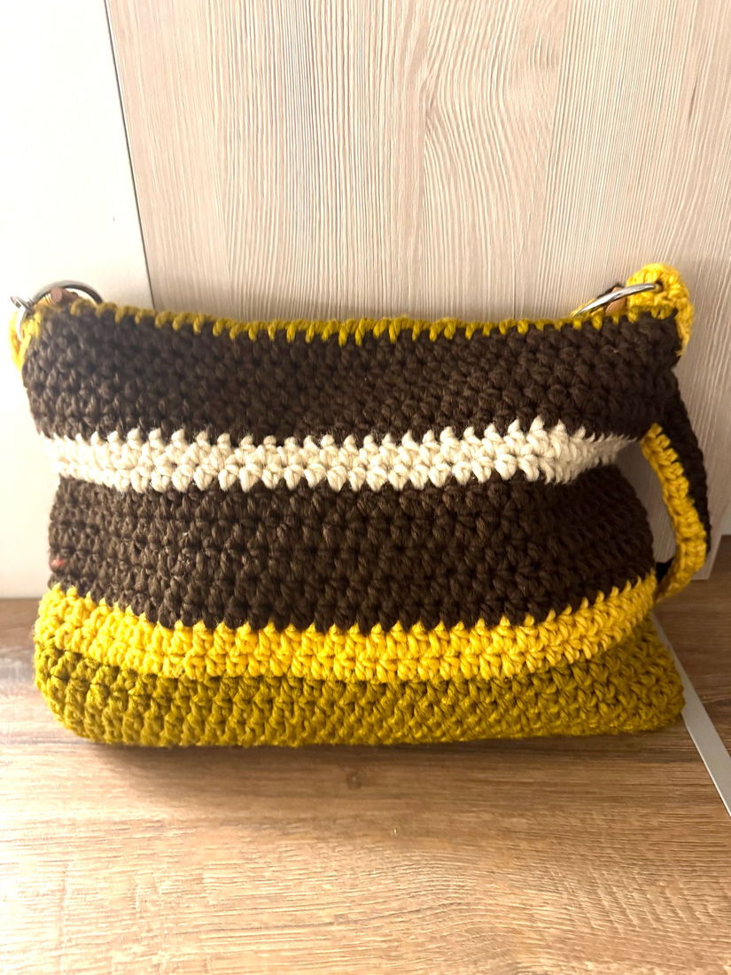 GEANTA  BOHO IMPLETITA DIN BLEND LANA 35/27 CM