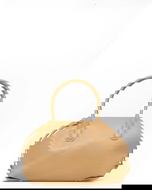 Themoire geantă Tallia