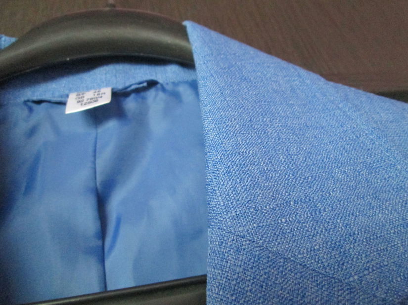 sacou/bluza usoara albastra dame 46