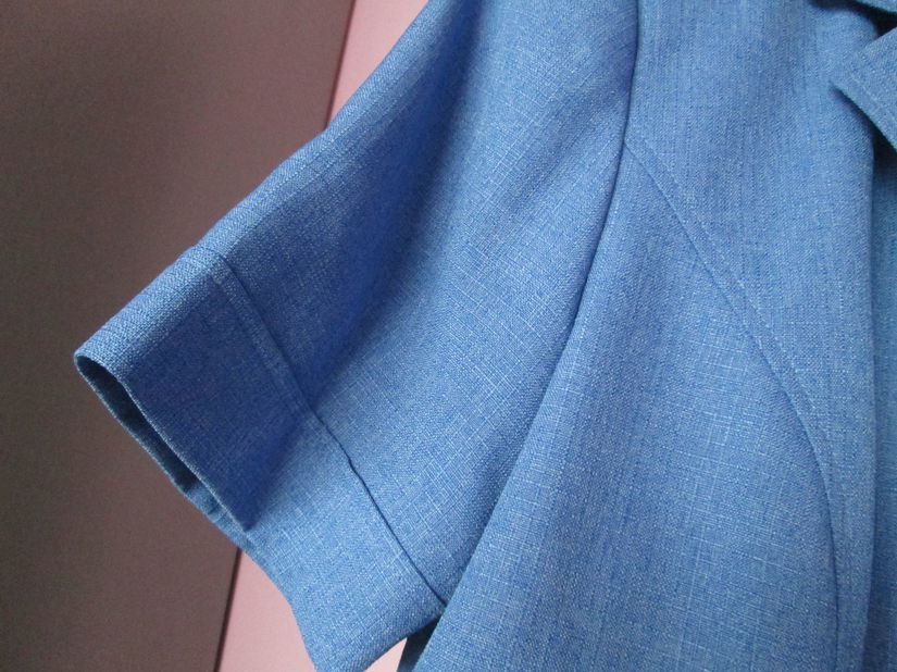 sacou/bluza usoara albastra dame 46