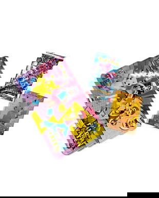 Set 50 Carduri Pok&eacute;mon, Cutie Metalica Galben/Rosu de Colectie