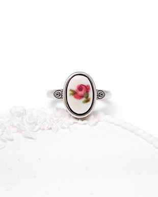 Inel "Boboc Sakura" din fragment de portelan Limoges si argint