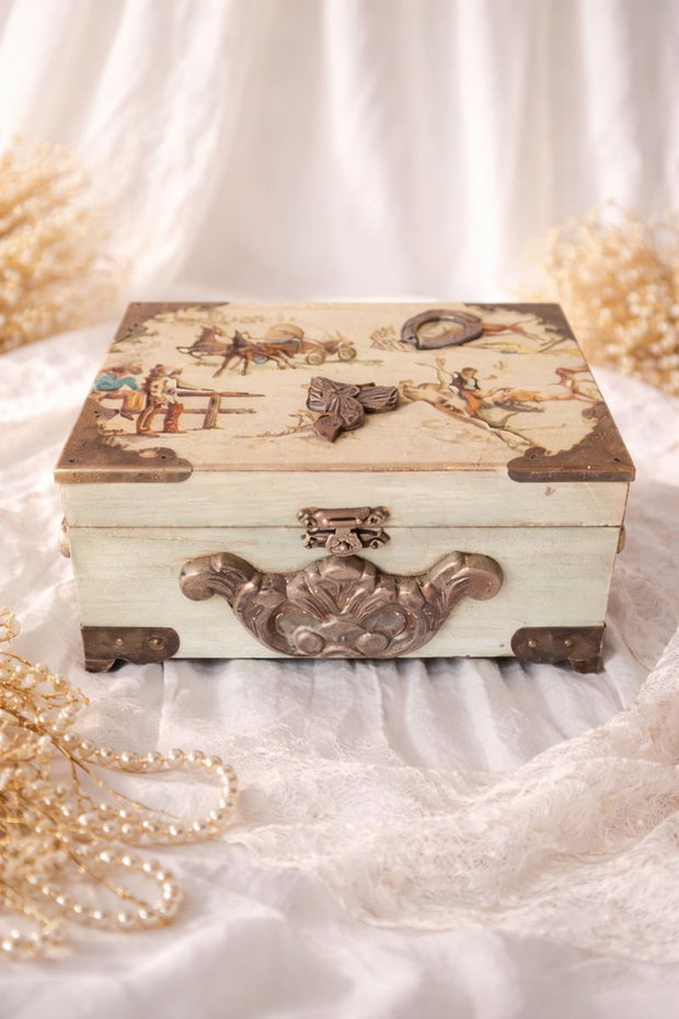 Cutie din lemn decorată manual tematică Western, stil vintage-rustic