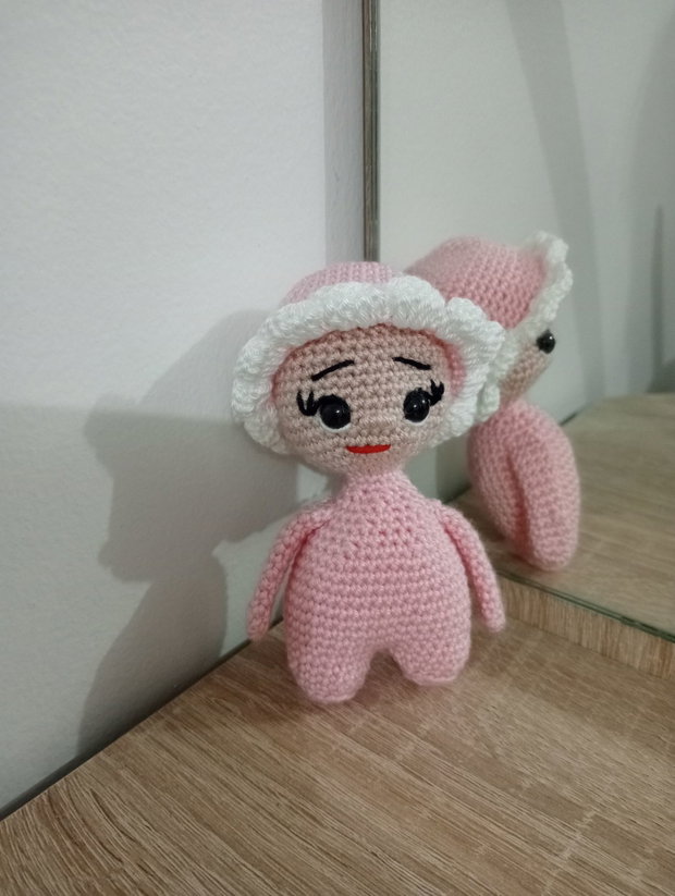 Mini păpușele