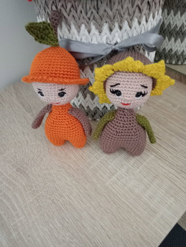 Mini păpușele