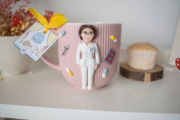 Cană Asistentă Medicală | Personalizată handmade | Lut polimeric