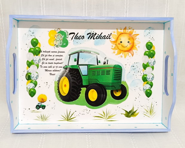 Tavita de mot baietel cu tractor
