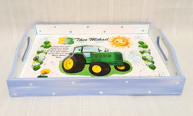 Tavita de mot baietel cu tractor