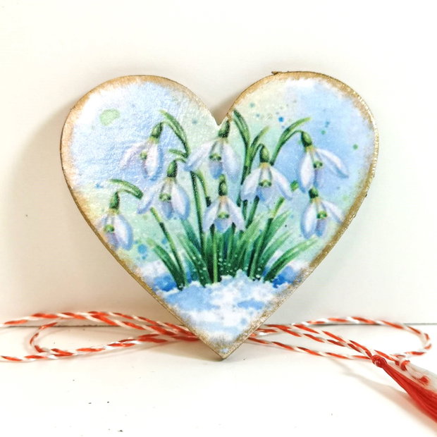 Martisor inima cu flori - ghiocei