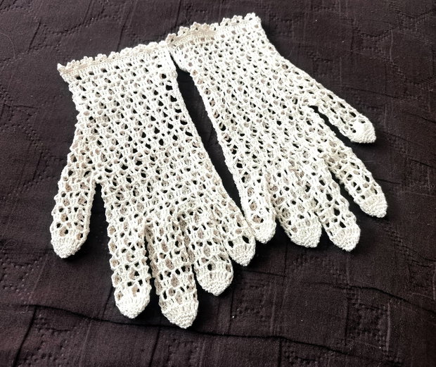 Manusi dama*Crosetate*Macrame Crem