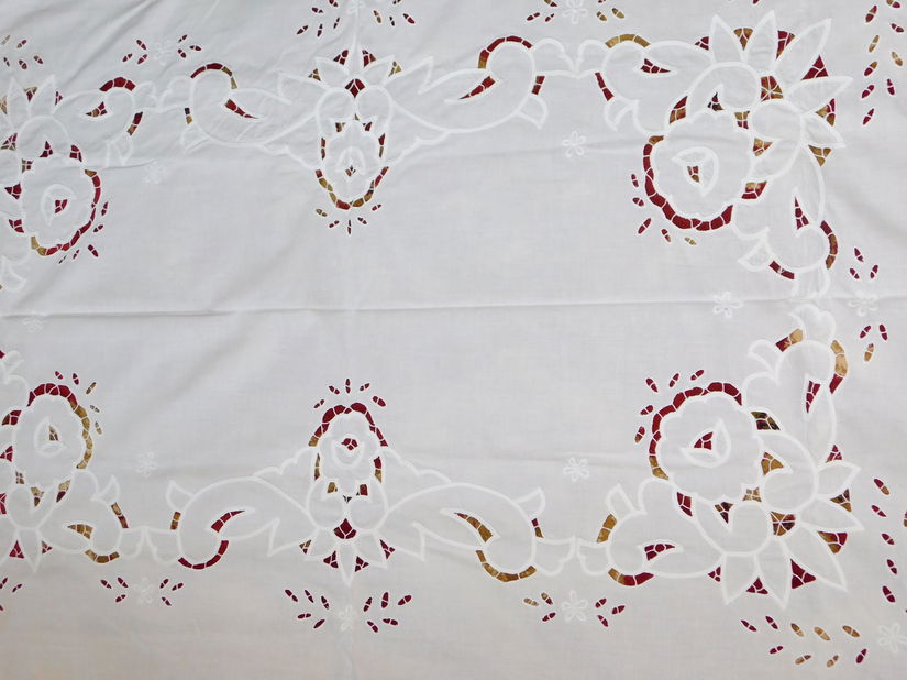 Fata   de masa   vintage ,mare, dreptungiulara,  tehnica Richelieu , 120 X 160 cm