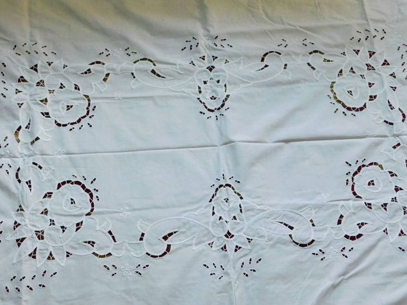 Fata   de masa   vintage ,mare, dreptungiulara,  tehnica Richelieu , 120 X 160 cm