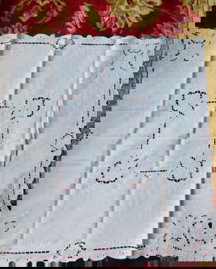 Fata  de masa , vintage , tehnica Richelieu ,  broderie sparta  80 x 80  cm