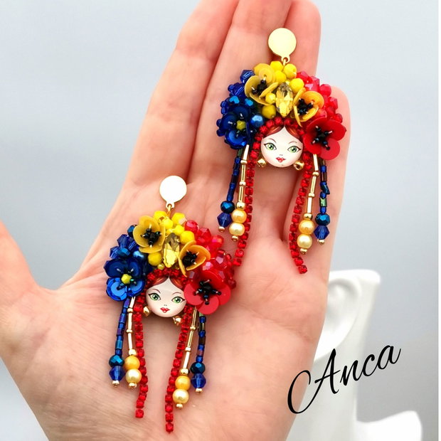 Cercei Româncuță - Fata cu Tricolor în Păr